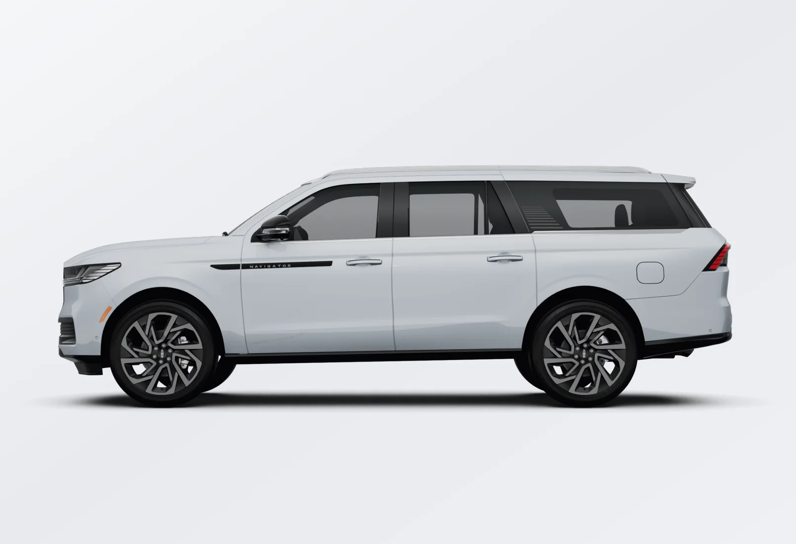 Lincoln Navigator L 2025 lease deal in NYC — side view