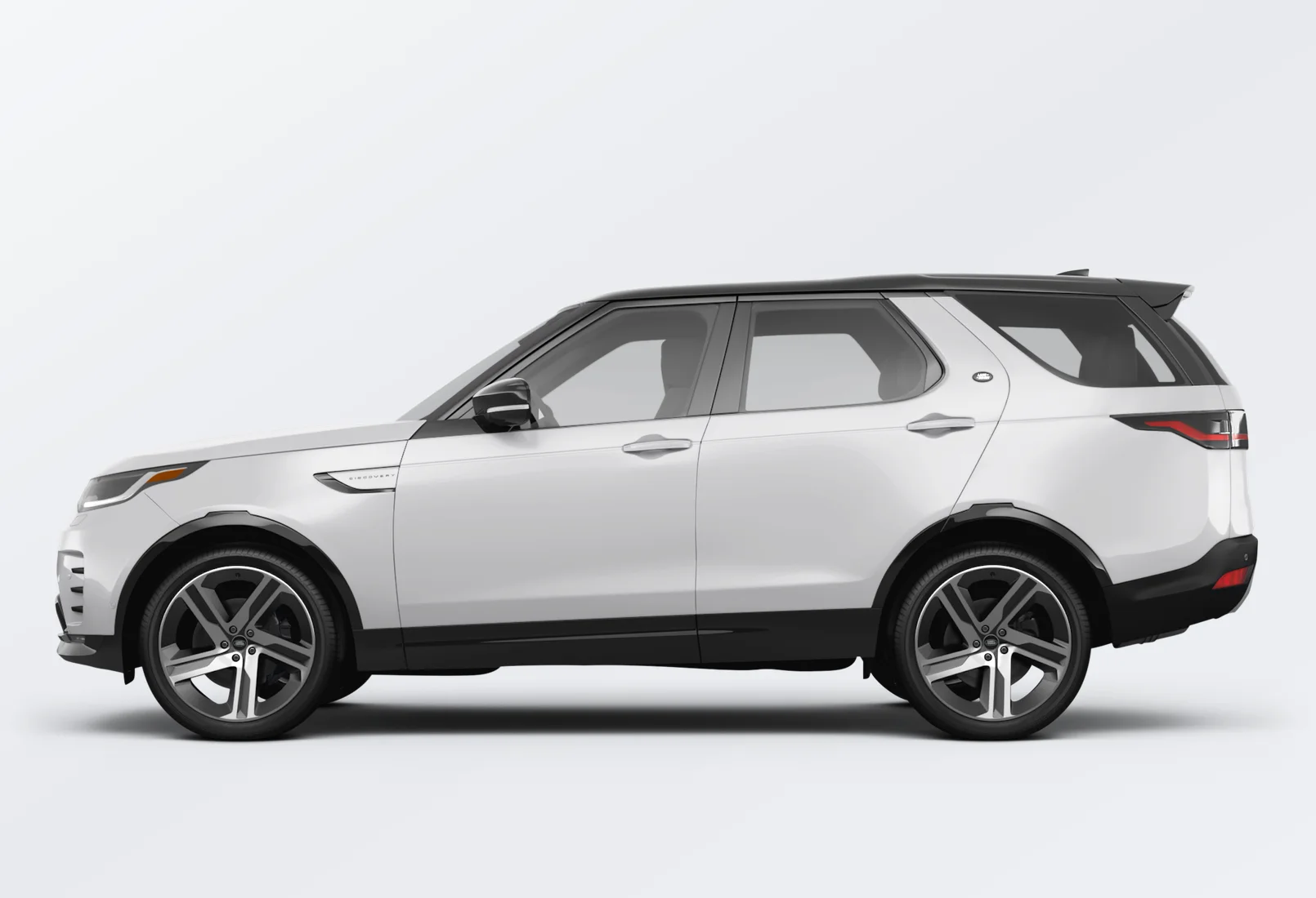 Land Rover Discovery 2025 lease deal in NYC — side view